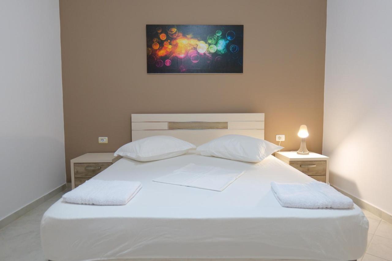 Saranda Inn Rooms & Apartments Zewnętrze zdjęcie