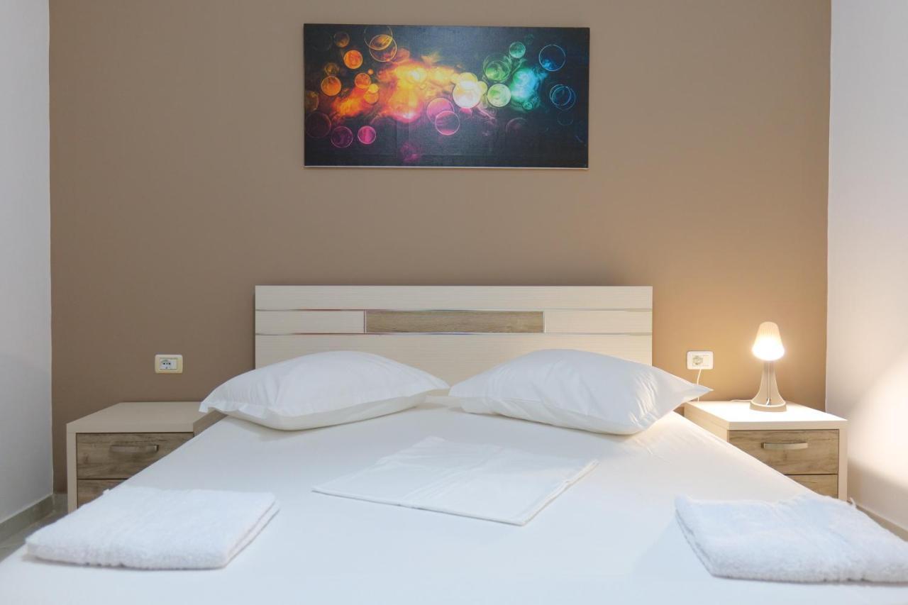 Saranda Inn Rooms & Apartments Zewnętrze zdjęcie