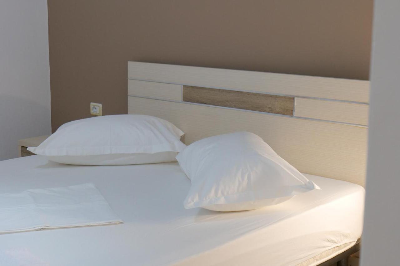 Saranda Inn Rooms & Apartments Zewnętrze zdjęcie